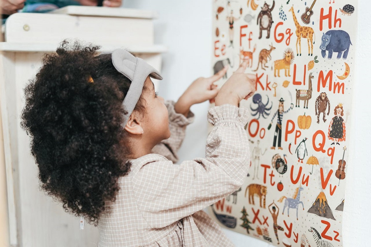 Encouraging Language Development in Early Learners