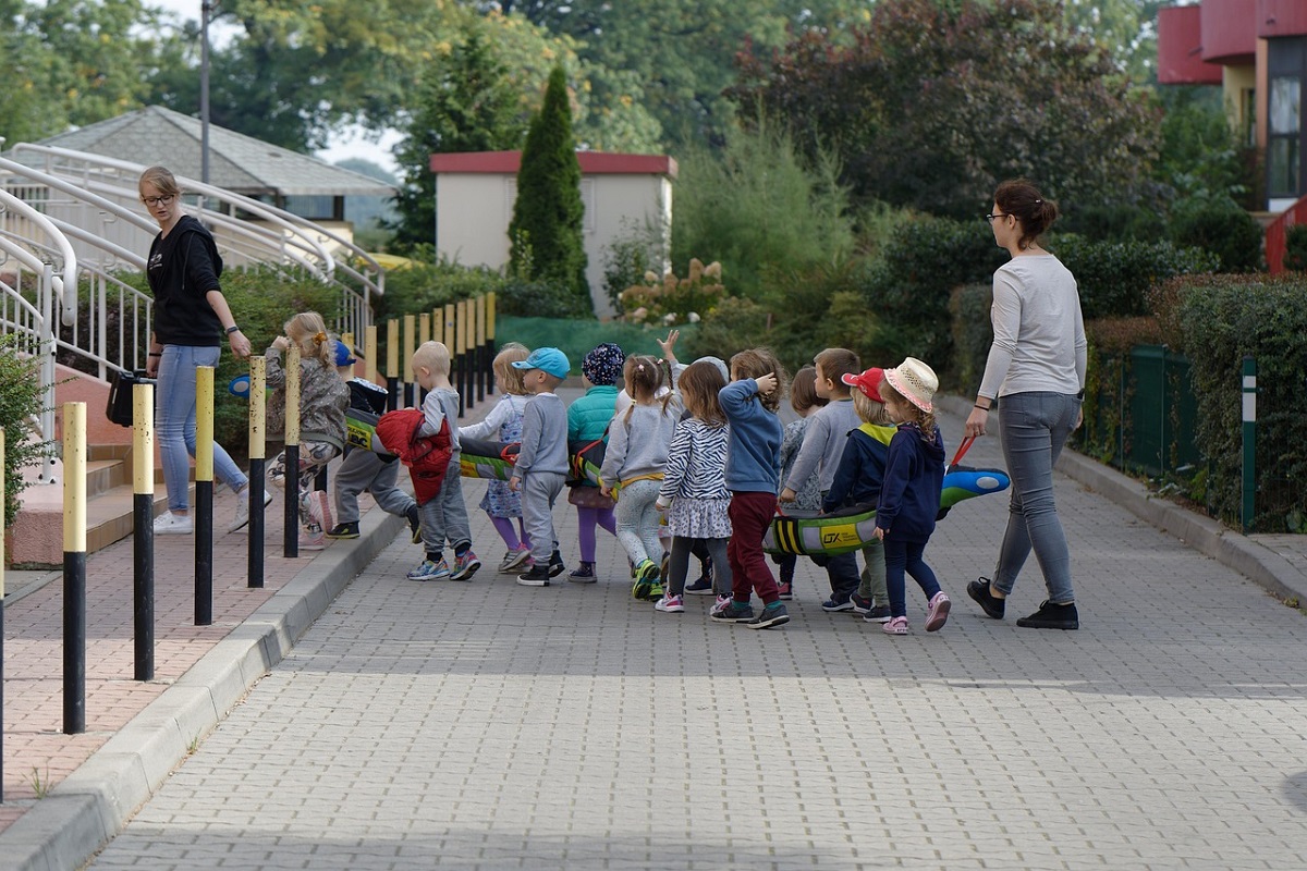Road Safety Week: Empowering Educators, Parents, and Teachers to Keep Children Safe